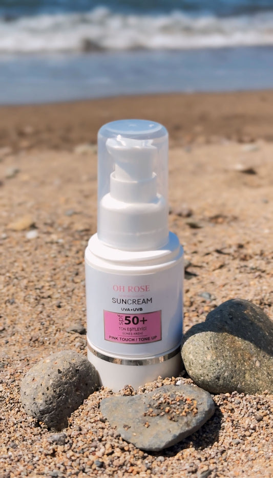 SPF 50 : Ton eşitleyici güneş kremi - Tone up sun cream